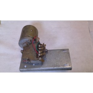 Motorček stieračov