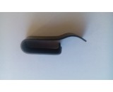 Príchytka elektroinštalácie a rámu