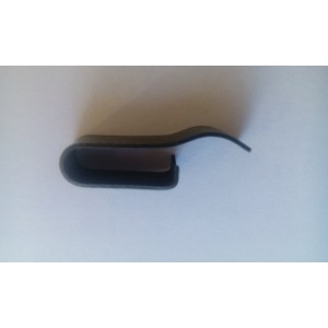 Príchytka elektroinštalácie a rámu