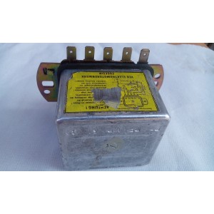 Regulátor dobíjania napätia  12V